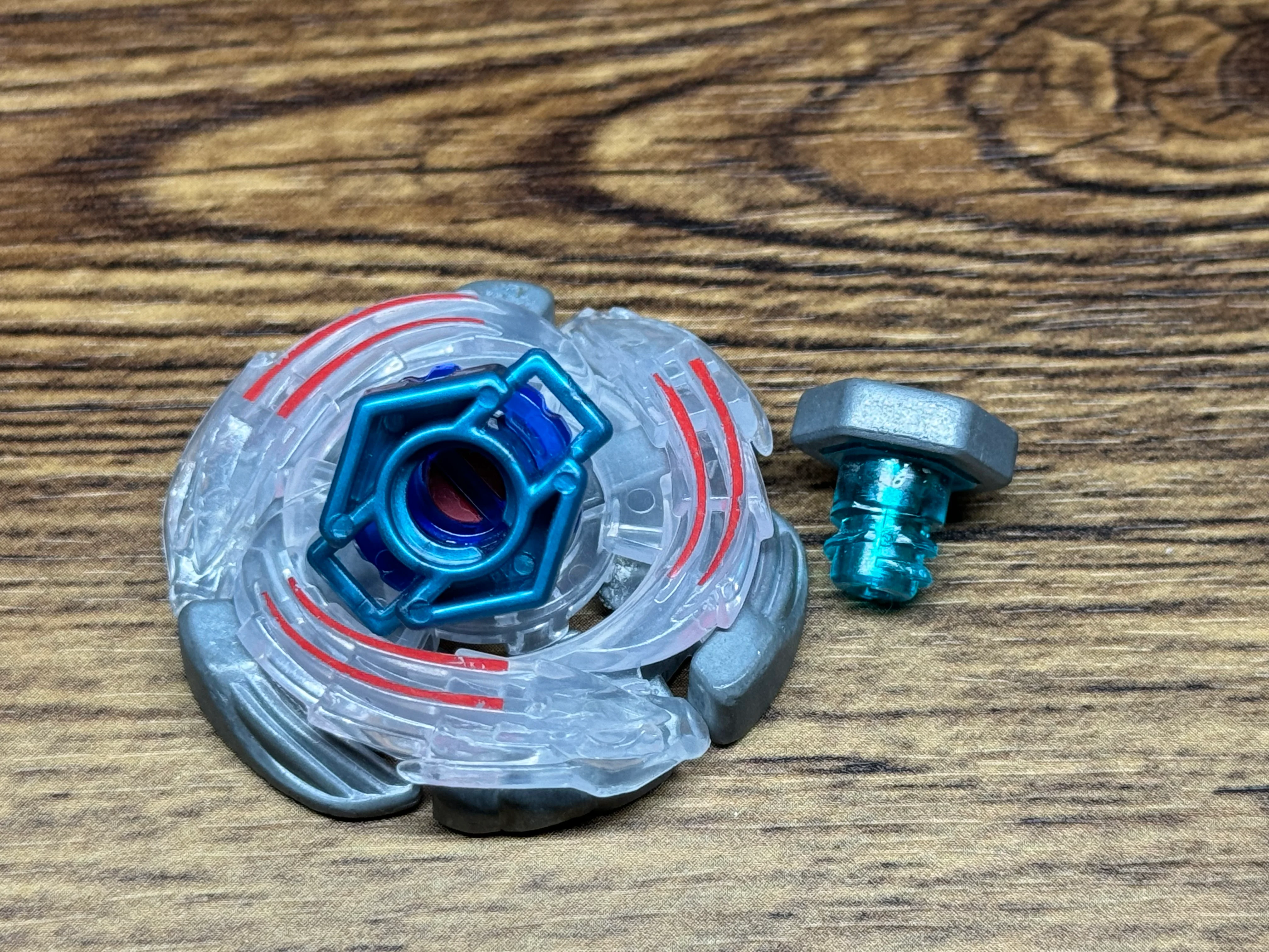 MF Lighting L-Drago 85 LRF Beyblade Combo #1 - Image 3