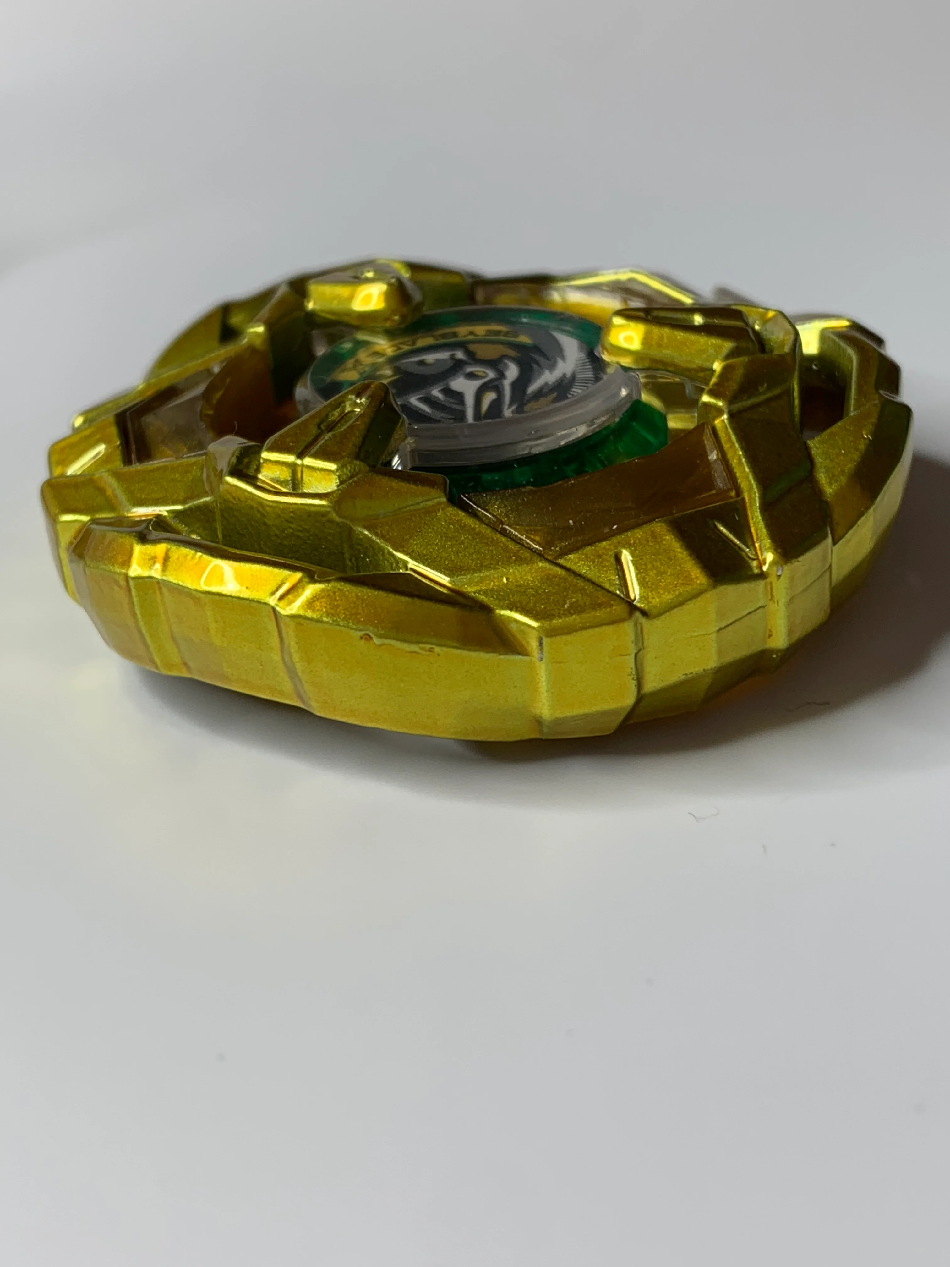 Takara Tomy Beyblade X | BX-00 Gold Knight Shield 3-80N - Event Limited - G3 Tournament Prize - Image 4